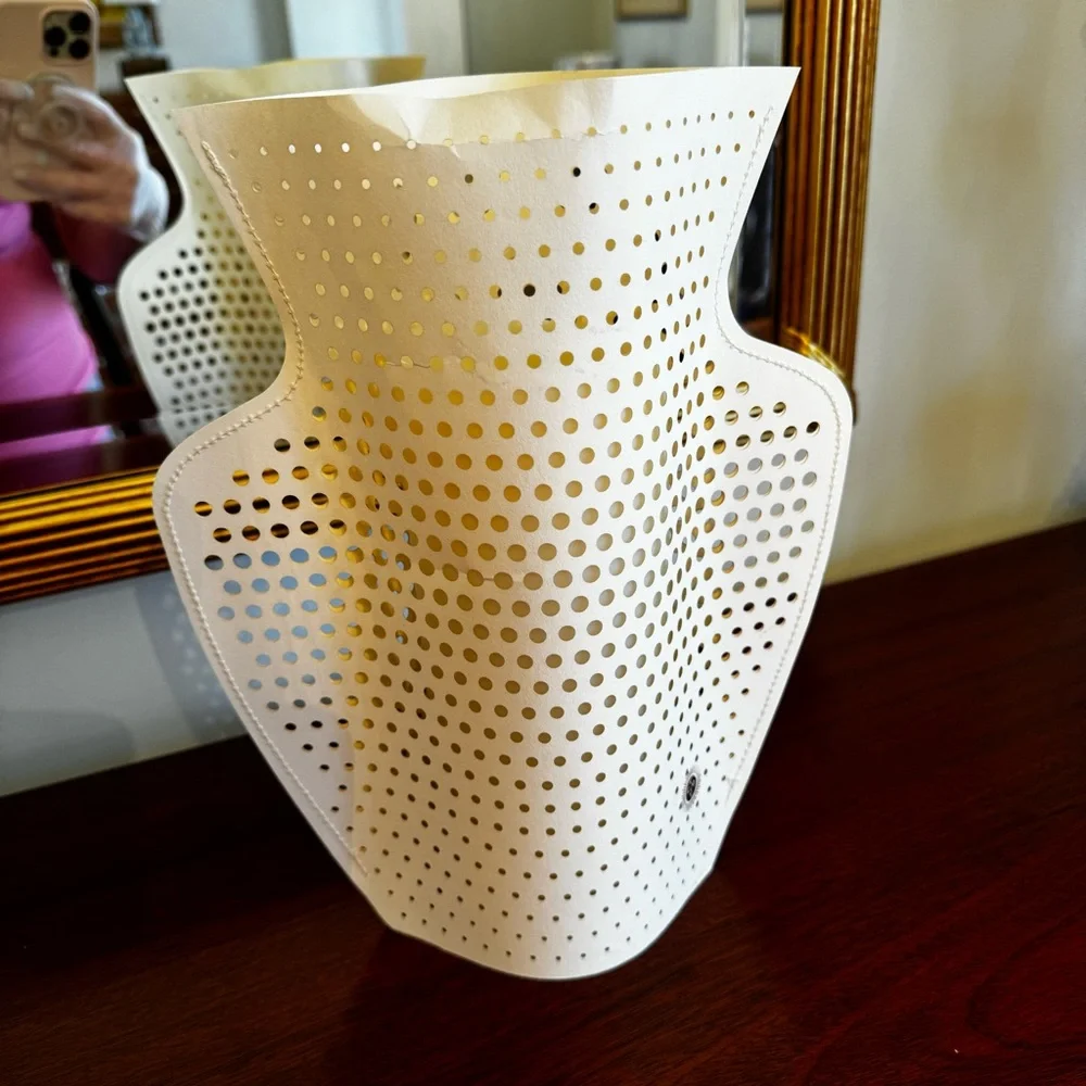 OCTAEVO Cyano White Waterproof Paper Vase Mediterranean